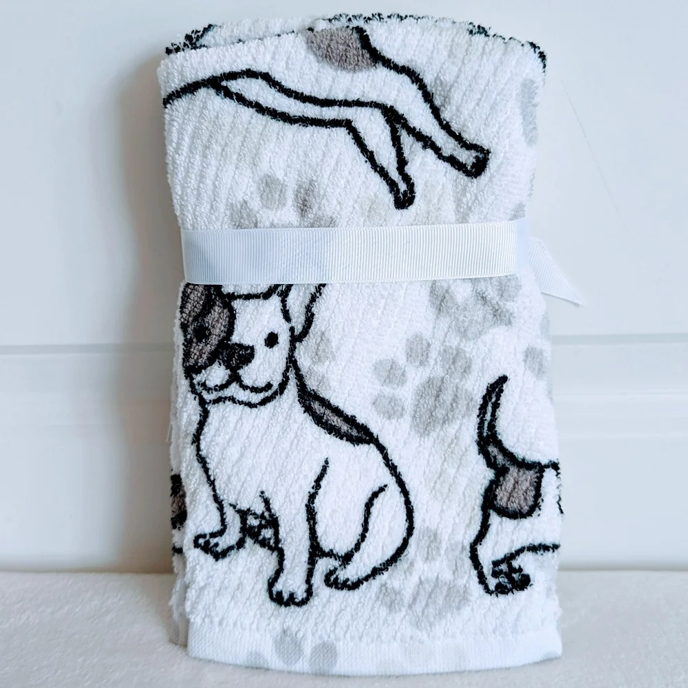 Boston Terrier Frenchie Pug Dog Print Fingertip Towel Set Of Two White Black NWT - Picture 5 of 11